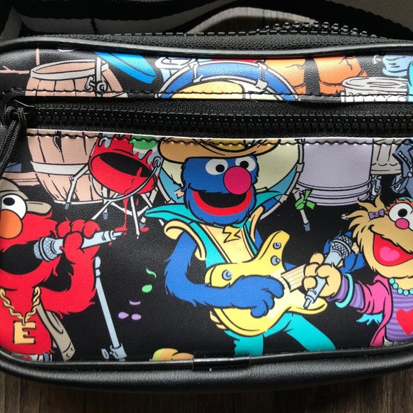 Miniso X Sesame Street bag - Picture 2 of 5